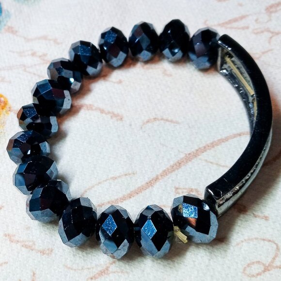 Sparkly Dark Midnight Blue Metallic Rhinestone Crystal Beaded Stretchy Bracelet - Picture 5 of 6